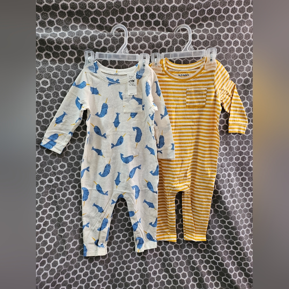 2 Old Navy onesis 12-18months/18-24months